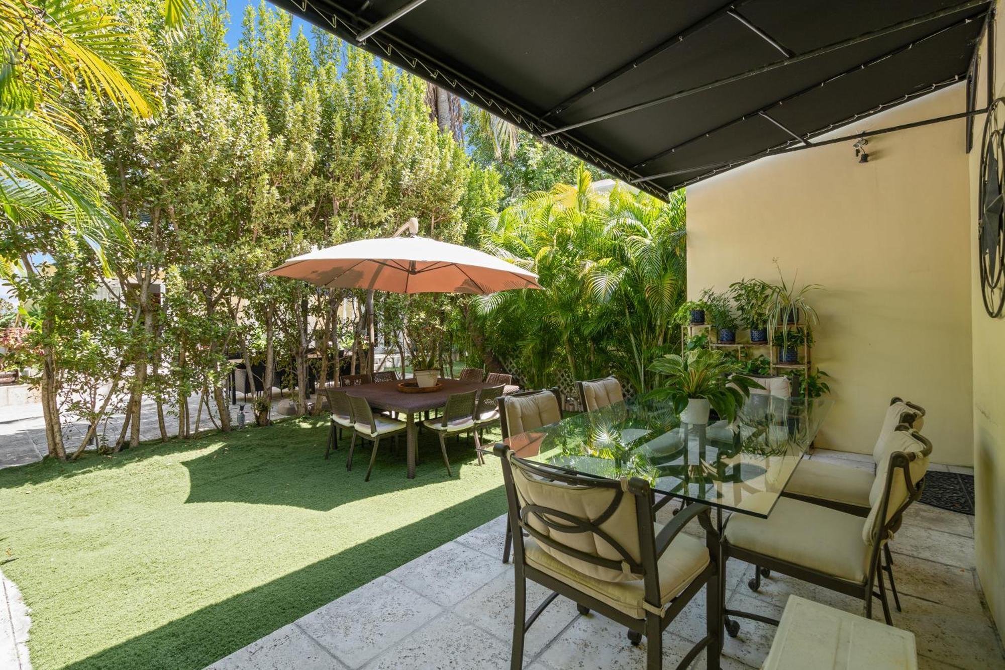 Villa Venezia Bb ไมอามีบีช ภายนอก รูปภาพ