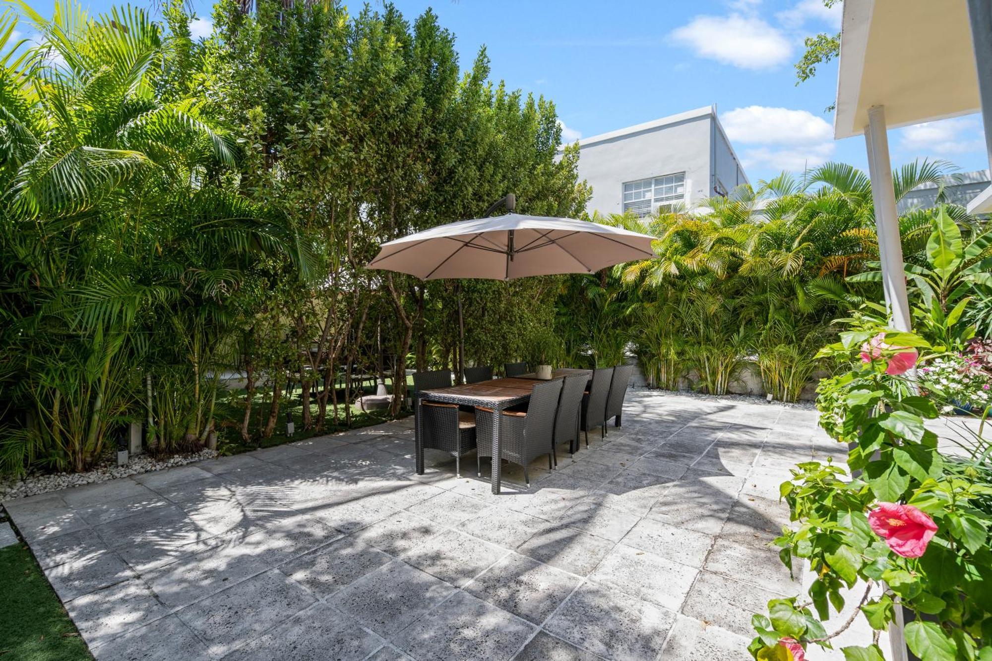 Villa Venezia Bb ไมอามีบีช ภายนอก รูปภาพ